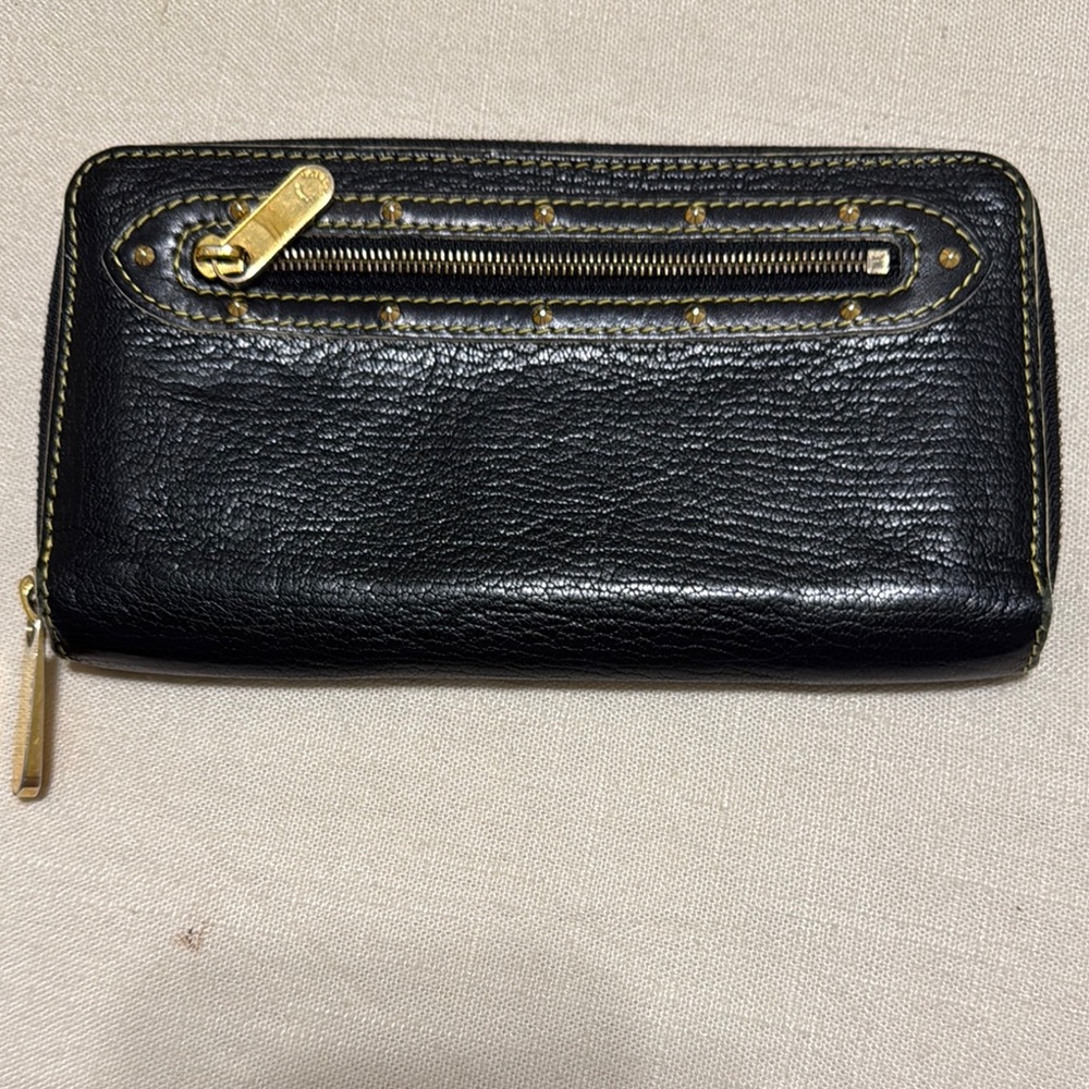 Authentic Louis Vuitton Zippy Wallet – Black Suhali Leather